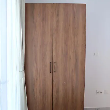 Elegant 2Br Retreat In Masdar City Abu Dhabi Exterior foto