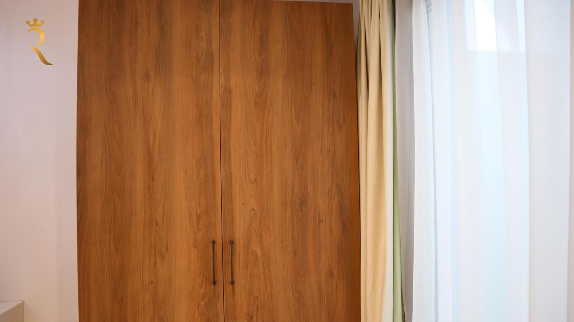 Apartment Elegant 2br Retreat In Masdar *