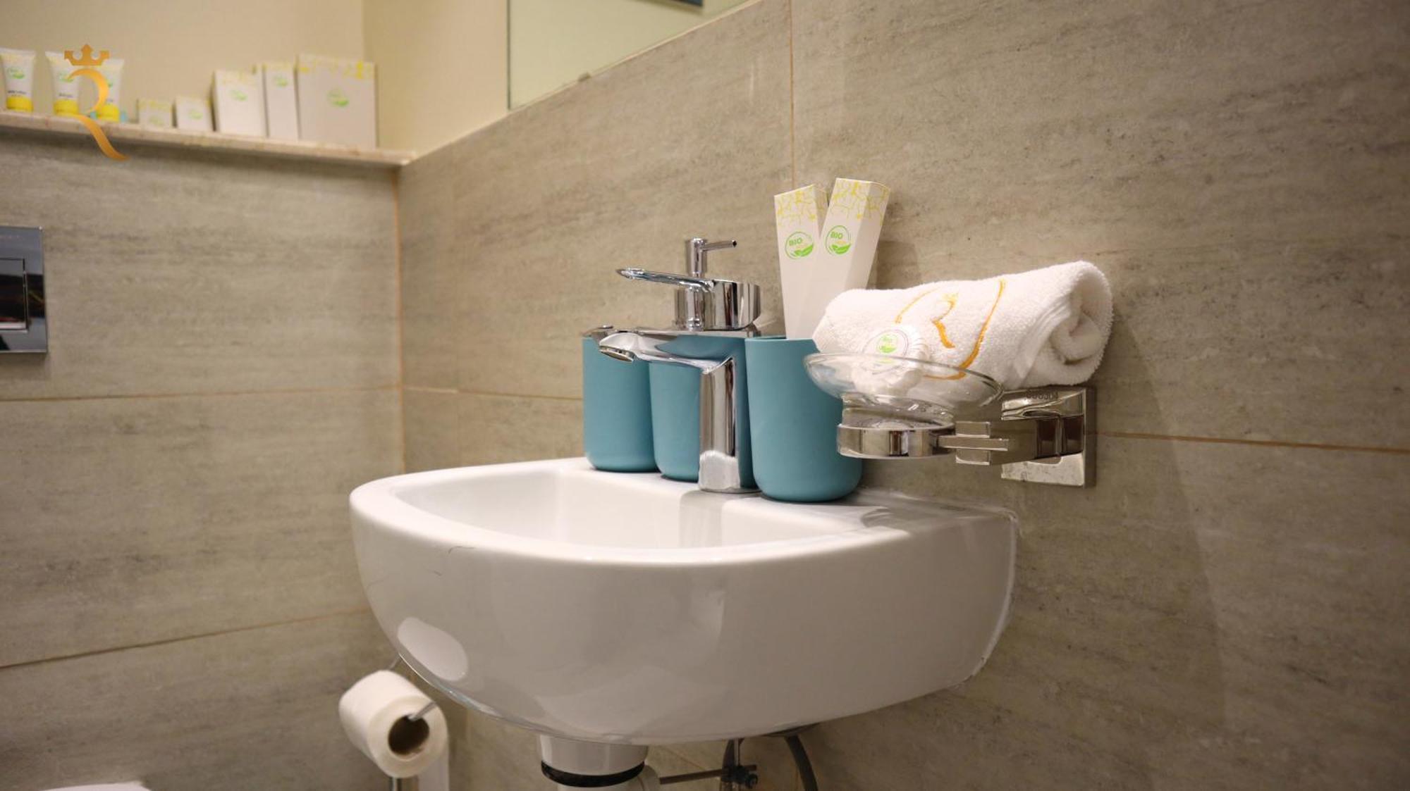 Elegant 2br Retreat In Masdar *