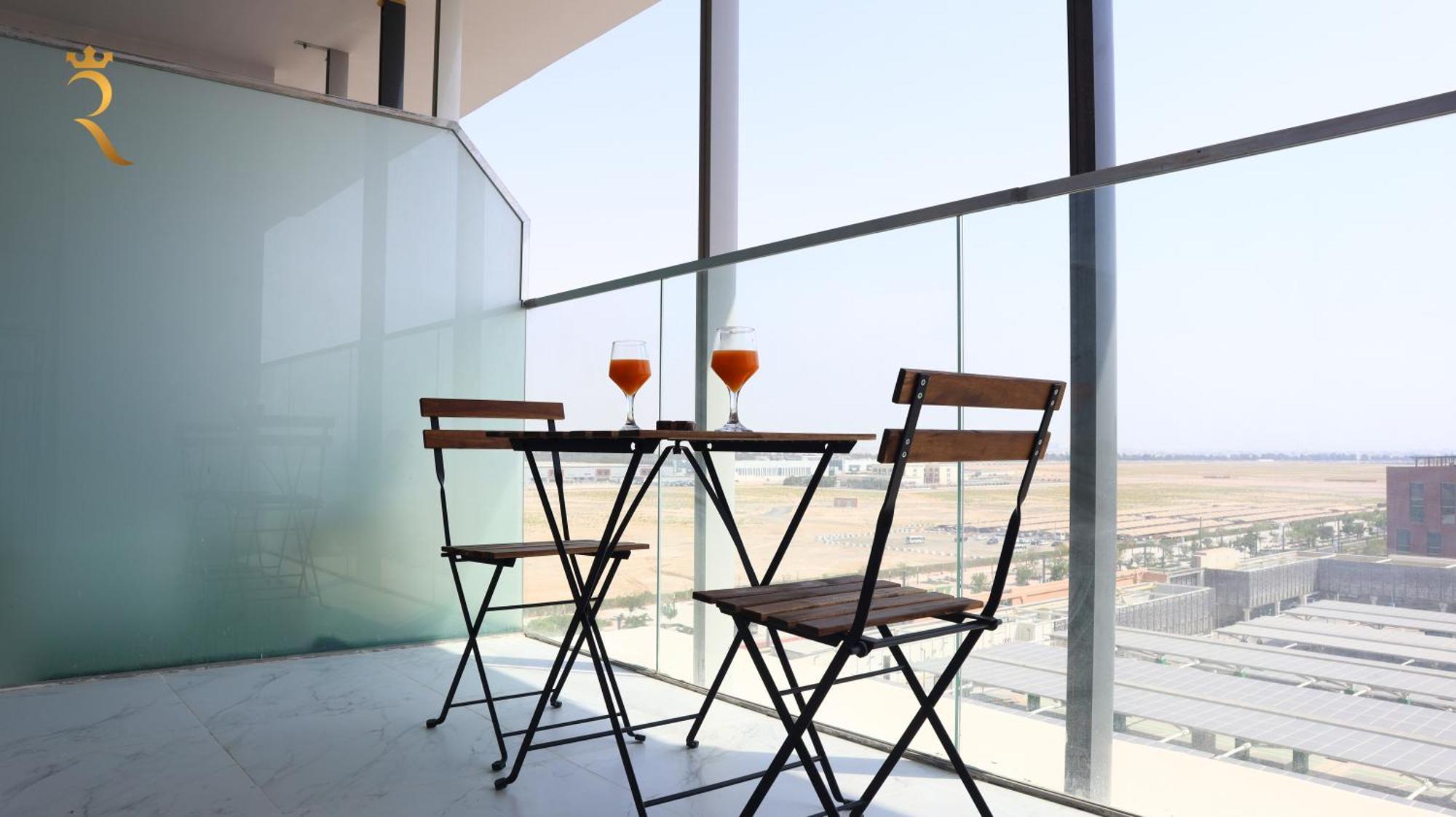 Apartment Elegant 2br Retreat In Masdar